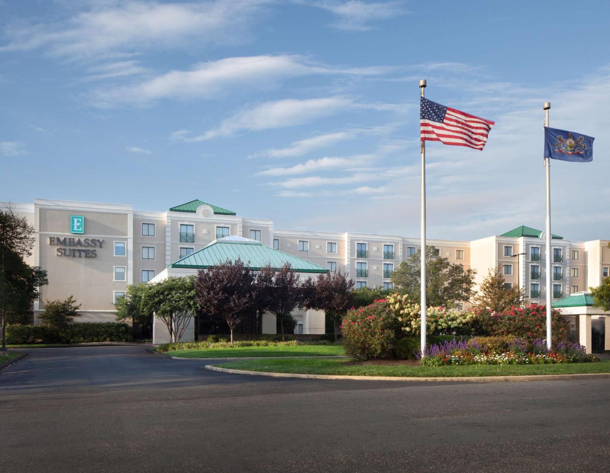 Embassy Suites By Hilton Philadelphia Airport Экстерьер фото