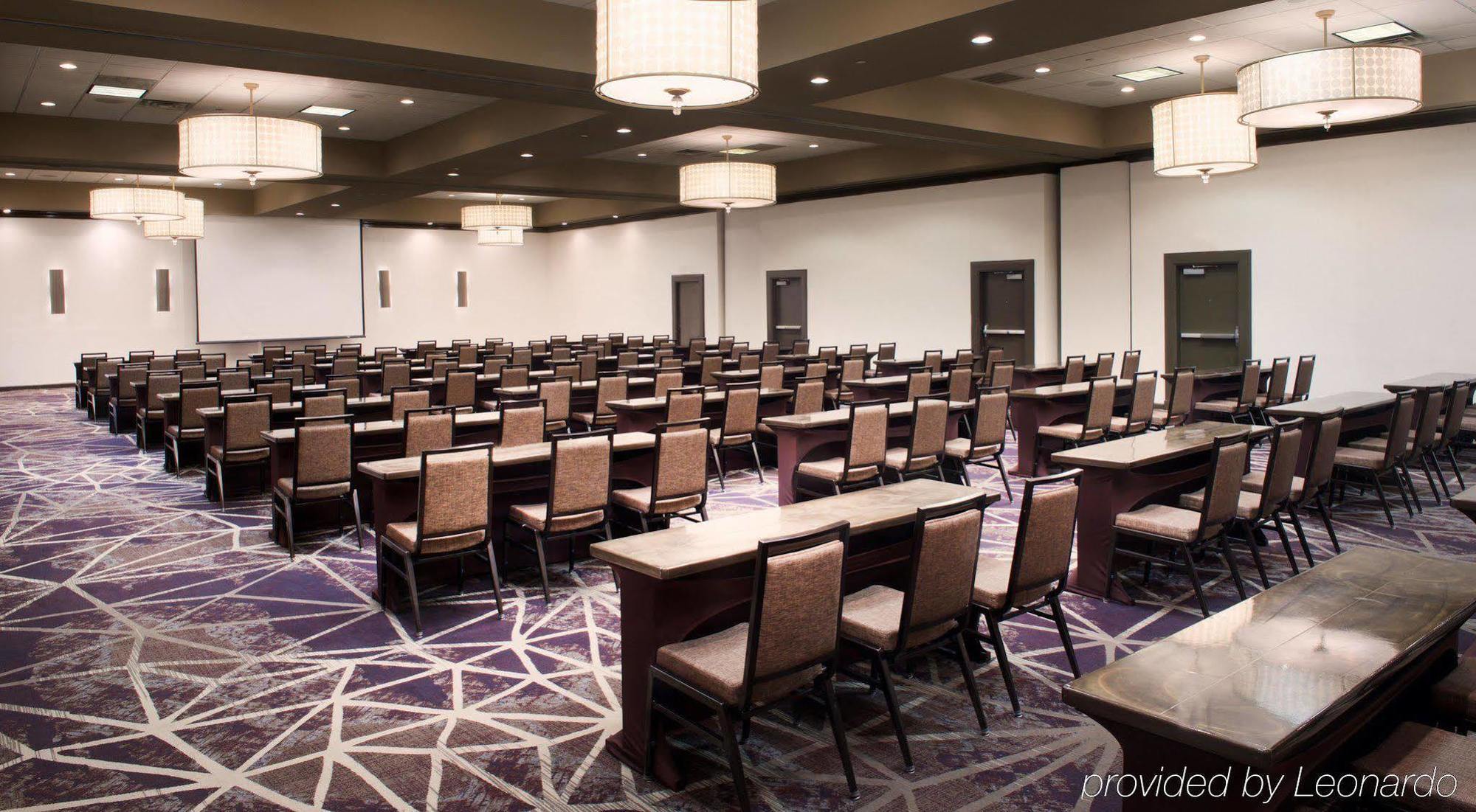 Embassy Suites By Hilton Philadelphia Airport Экстерьер фото