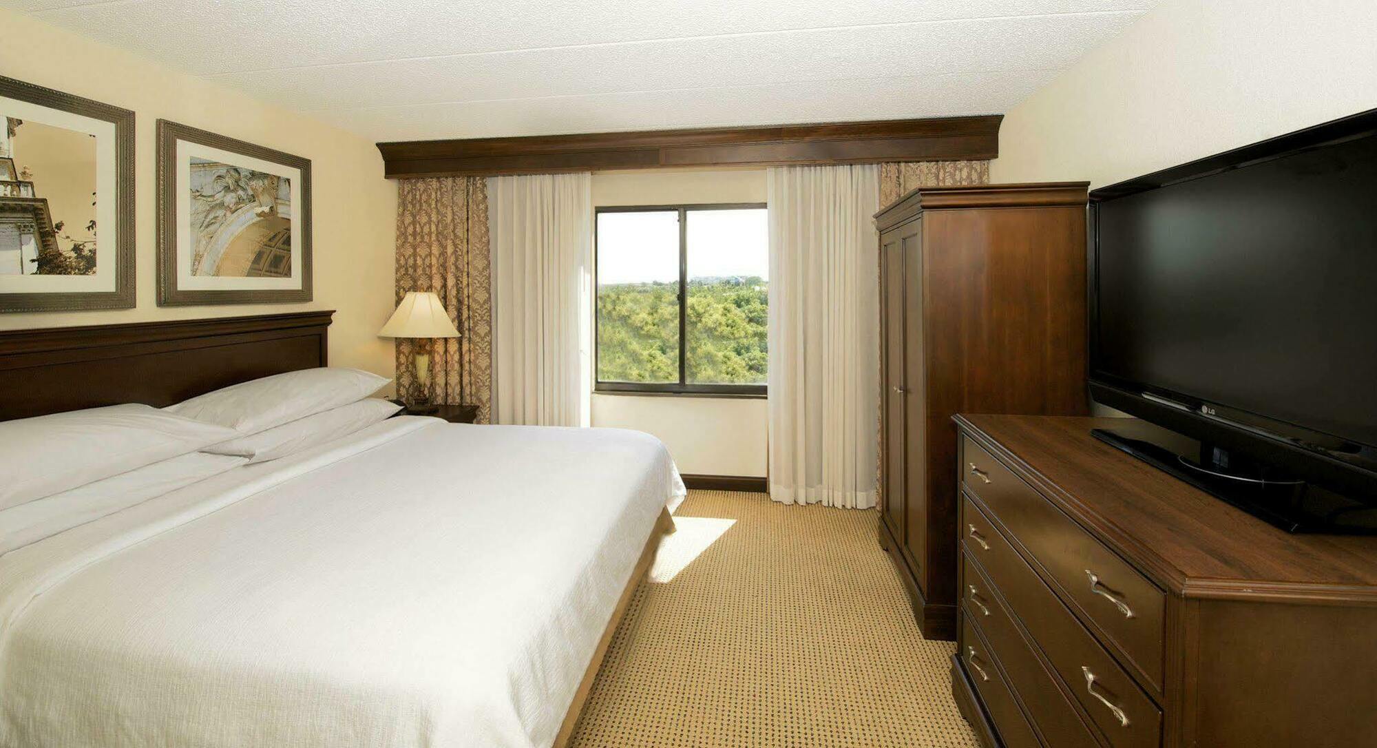 Embassy Suites By Hilton Philadelphia Airport Экстерьер фото